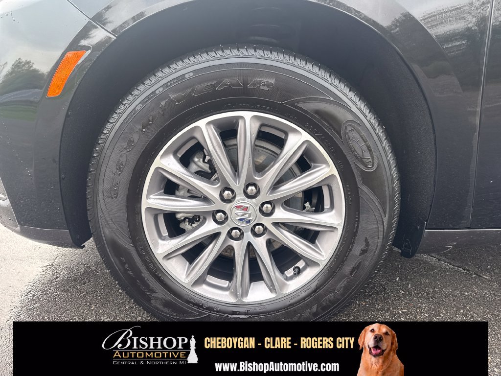 Used 2023 Buick Enclave Essence AWD/4WD image 18