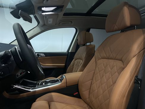 New 2026 BMW X7 xDrive40i image 8
