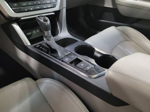 Used 2016 Hyundai Sonata Limited w/ Option Group 05 FWD image 26