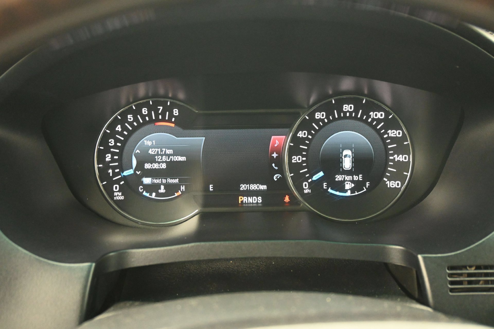 Used 2017 Ford Explorer Platinum AWD/4WD image 22