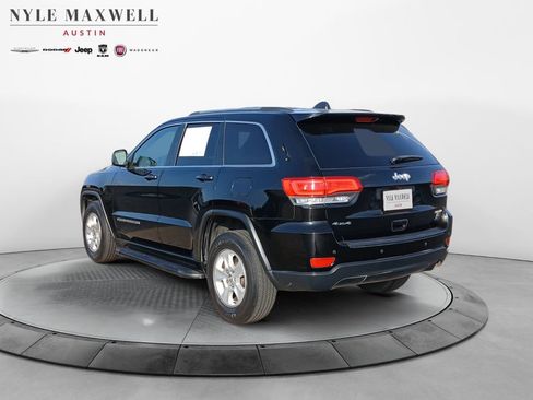Used 2017 Jeep Grand Cherokee Laredo w/ Quick Order Package 23E AWD/4WD image 14