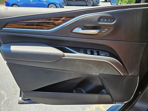 Certified 2023 Cadillac Escalade Premium Luxury RWD image 30
