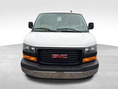 New 2026 GMC Savana 3500 Extended w/ Driver Convenience Package RWD image 2