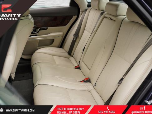 Used 2017 Jaguar XJ R-Sport image 24
