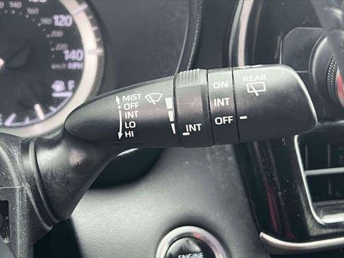 Certified 2024 Toyota Highlander LE AWD/4WD image 26
