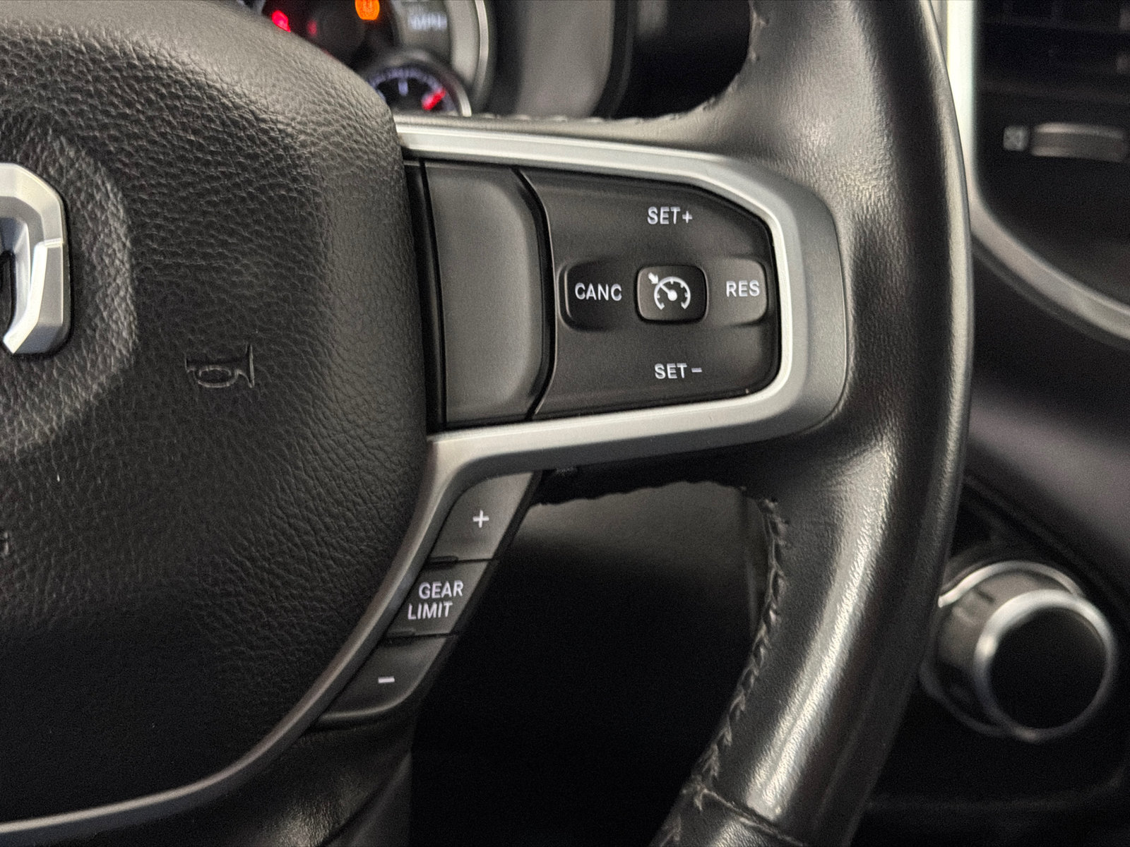 Used 2022 RAM 1500 Big Horn AWD/4WD image 12