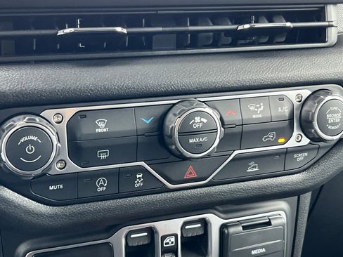 New 2026 Jeep Wrangler Unlimited Sport image 17