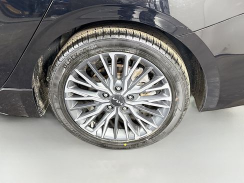 Used 2024 Kia Forte GT-Line image 37