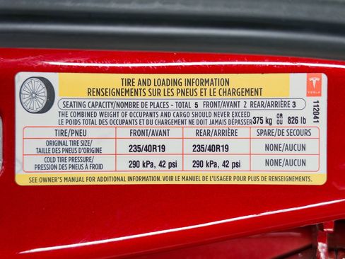 Used 2018 Tesla Model 3 Long Range image 28