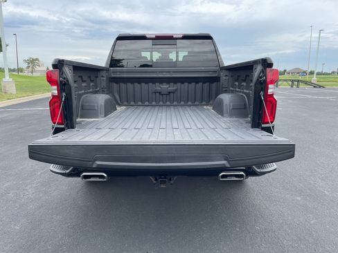 Used 2023 Chevrolet Silverado 1500 RST AWD/4WD image 24