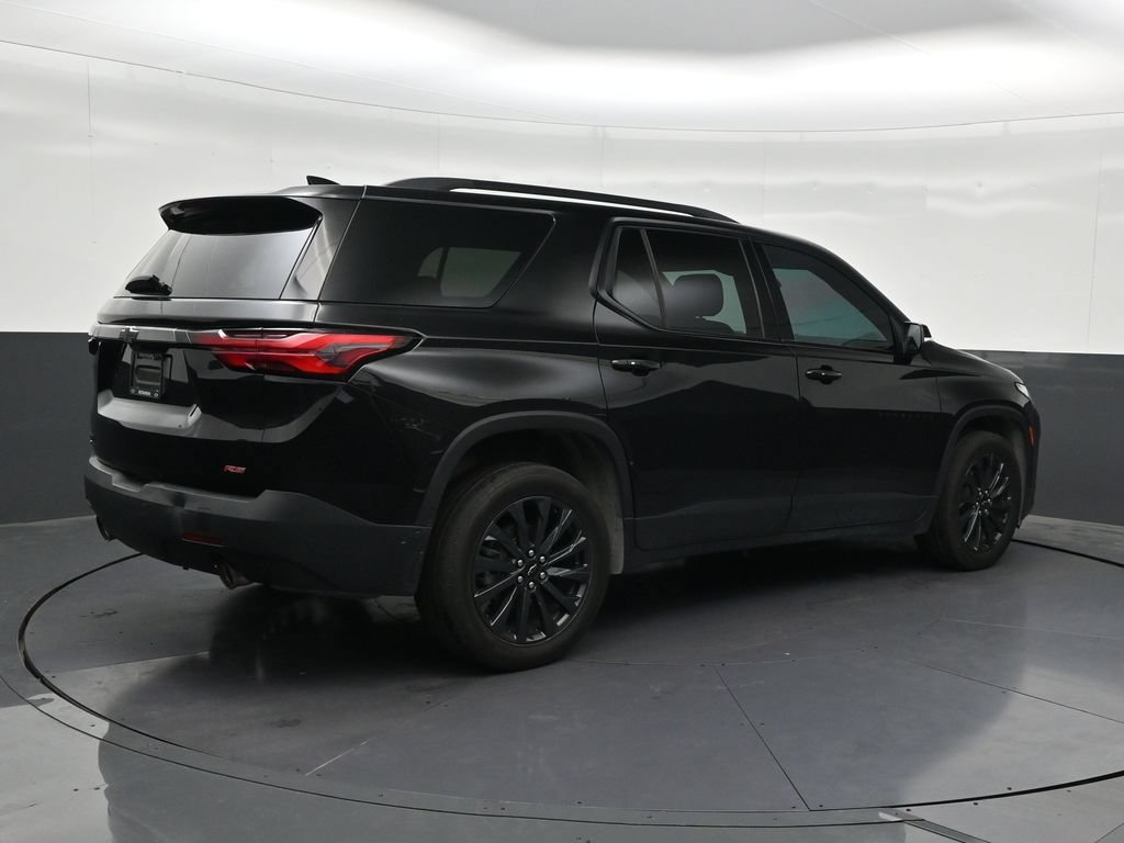Used 2024 Chevrolet Traverse RS FWD image 5