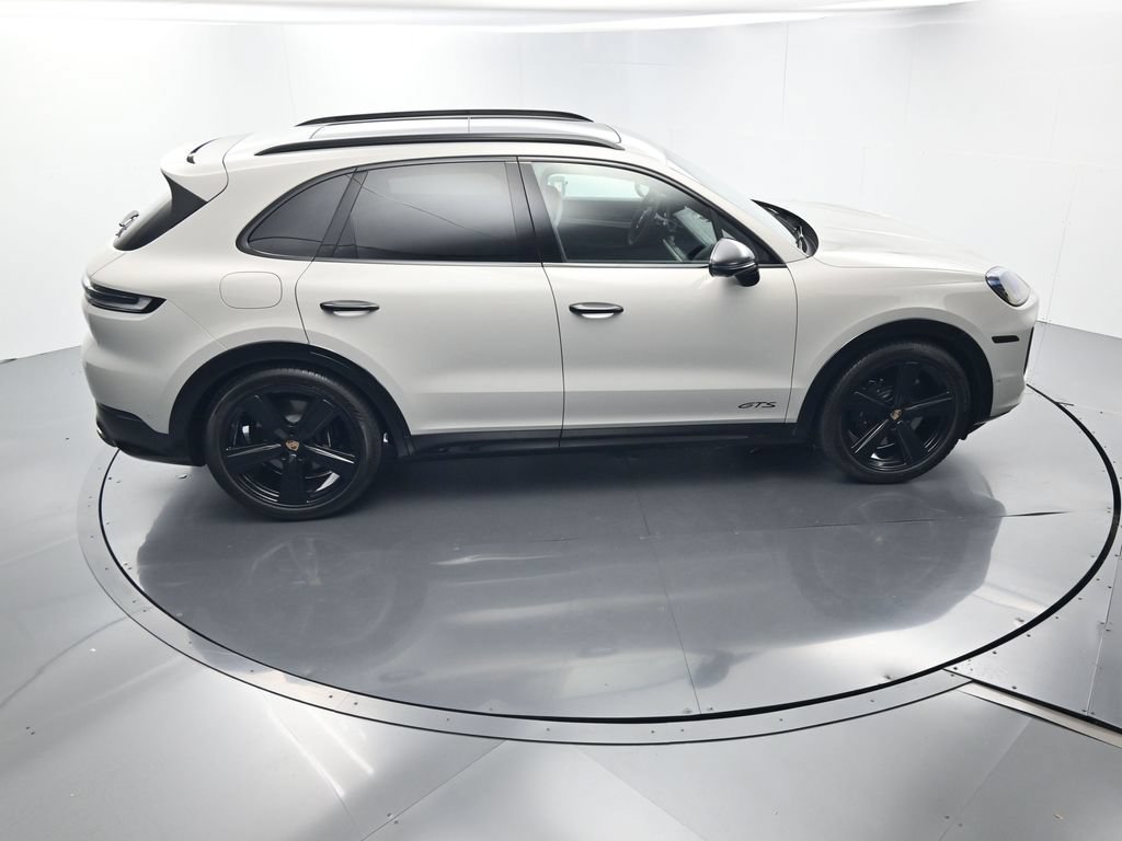 Certified 2026 Porsche Cayenne GTS AWD/4WD image 41