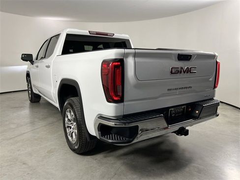Certified 2025 GMC Sierra 1500 SLT image 32