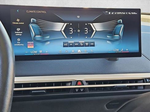 Certified 2024 BMW iX xDrive50 w/ Sport Package AWD/4WD image 15