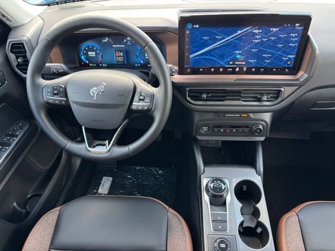 New 2025 Ford Bronco Sport Outer Banks w/ Outer Banks Tech Package+ AWD/4WD image 3