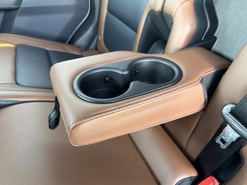 Used 2024 Ford Bronco Outer Banks image 19