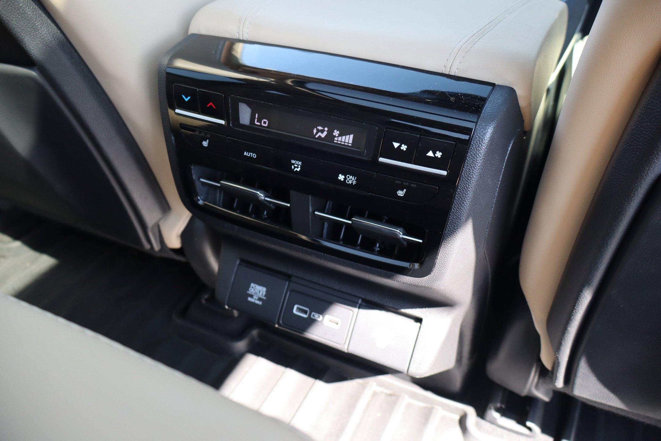 Used 2023 Acura MDX w/ Advance Package AWD/4WD image 31