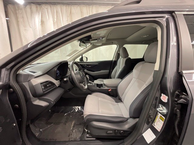 Used 2025 Subaru Outback Premium AWD/4WD image 10