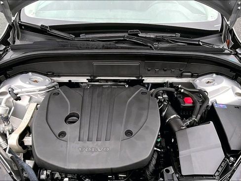 Certified 2024 Volvo XC60 B5 Plus w/ Climate Package image 30