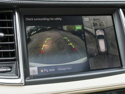 Used 2021 INFINITI QX50 Essential w/ Convenience Package image 18