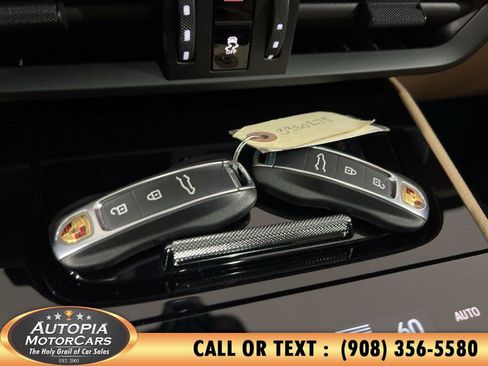Used 2025 Porsche Cayenne S AWD/4WD image 48