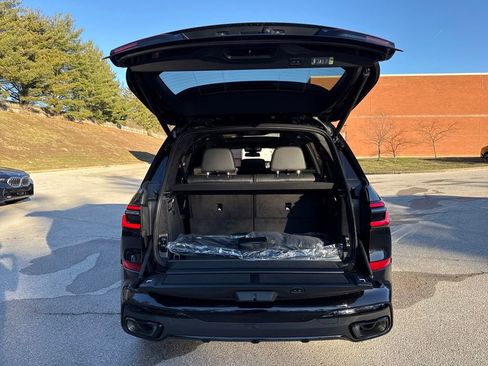 New 2026 BMW X7 xDrive40i image 24