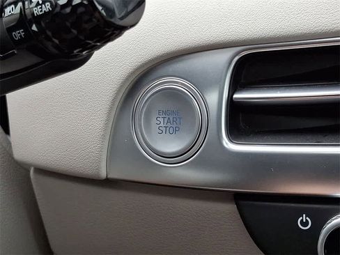 Used 2023 Hyundai Palisade Calligraphy image 23