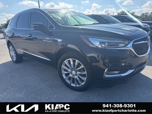 Used 2019 Buick Enclave Premium w/ Experience Buick Package FWD image 1