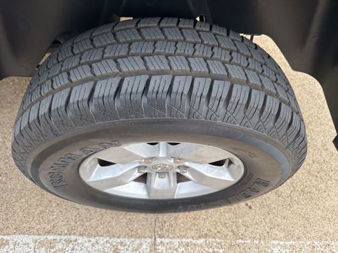 Used 2023 RAM 1500 Classic SLT w/ Trailer & Traction Group image 3