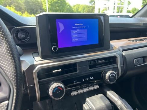 Used 2024 Toyota Tacoma SR5 AWD/4WD image 24
