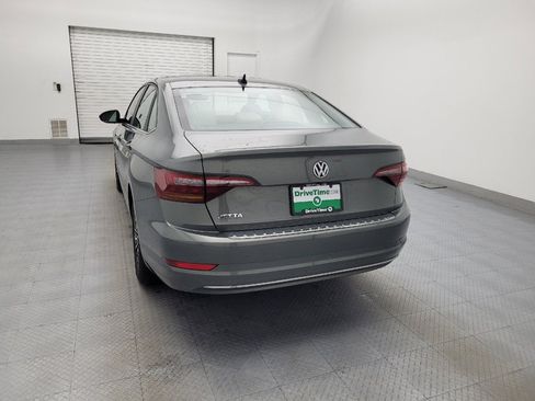 Used 2019 Volkswagen Jetta SEL w/ Cold Weather Package image 6