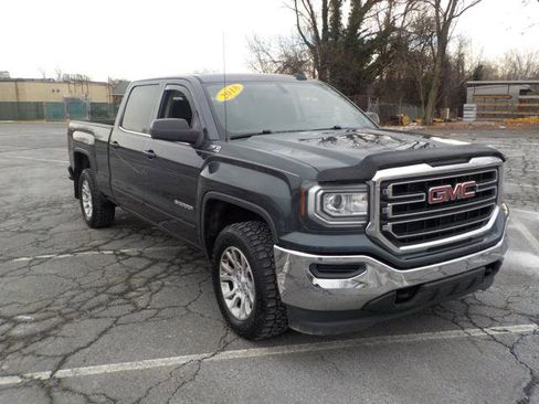 Used 2018 GMC Sierra 1500 SLE image 6