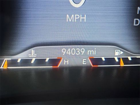 Used 2019 Jeep Cherokee Limited image 20