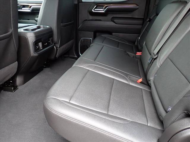 Used 2023 Chevrolet Silverado 1500 RST AWD/4WD image 9