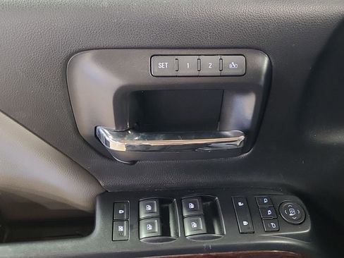 Used 2018 GMC Sierra 1500 SLT image 31