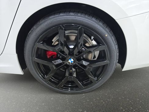 New 2026 BMW 330i Sedan w/ M Sport Package RWD image 21