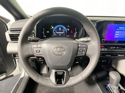 New 2026 Toyota Camry SE image 17