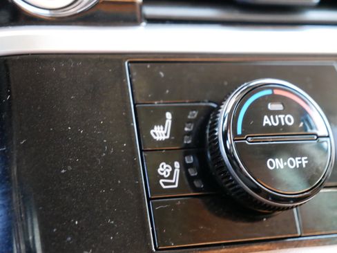 Certified 2024 Nissan Pathfinder Platinum w/ Cargo Package image 31