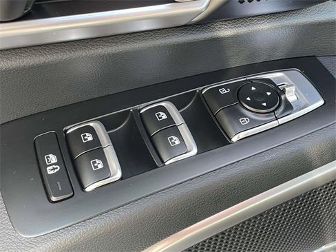 New 2025 Kia Telluride S image 30