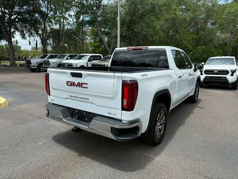Used 2026 GMC Sierra 1500 SLT AWD/4WD image 9