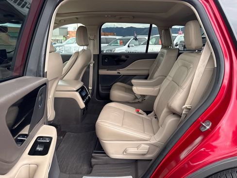 Used 2021 Lincoln Aviator Reserve w/ Equipment Group 201A AWD/4WD image 15