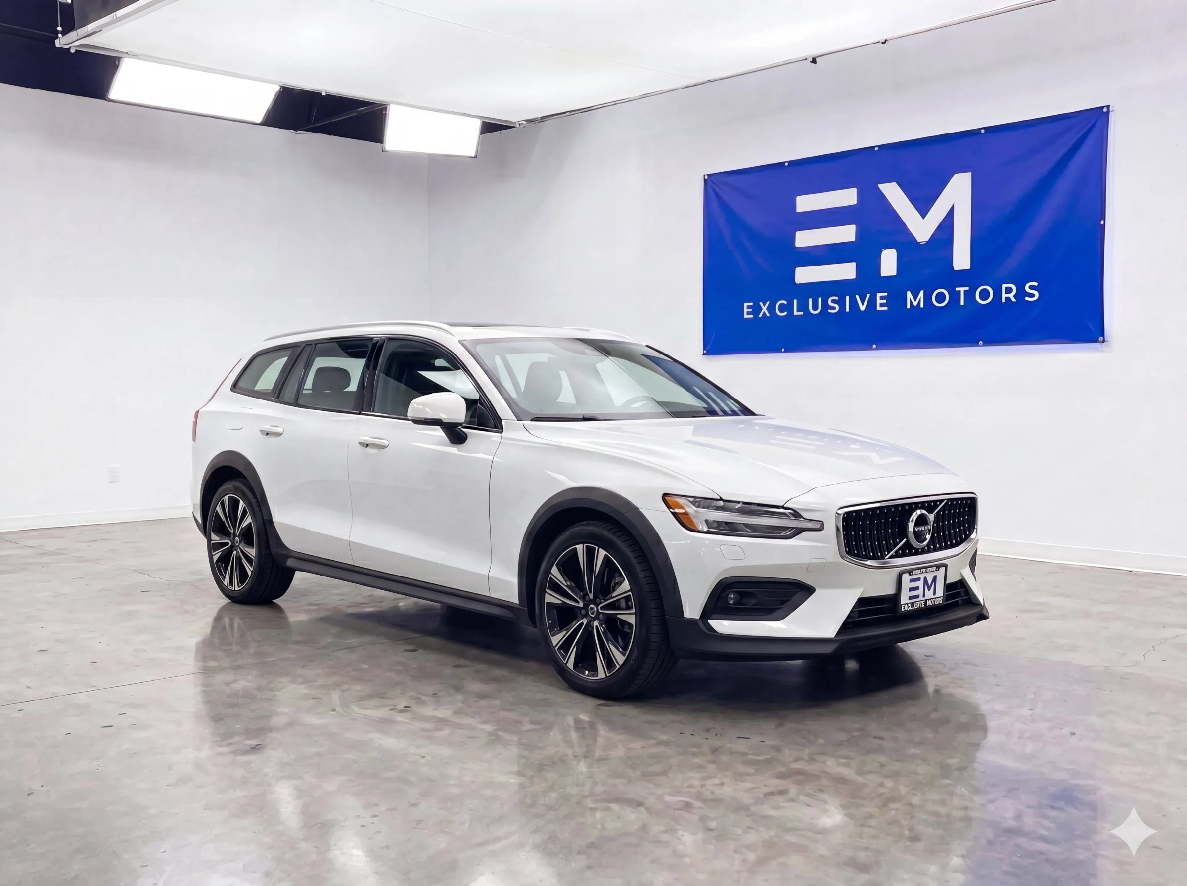 Used 2020 Volvo V60 T5 Cross Country AWD/4WD image 1