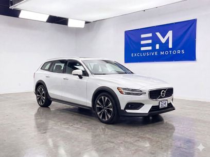 Used 2020 Volvo V60 T5 Cross Country