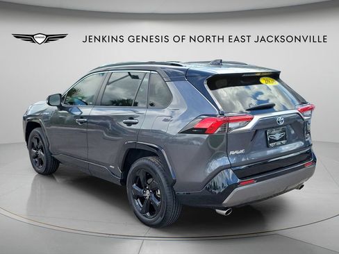 Used 2020 Toyota RAV4 XSE AWD/4WD image 4