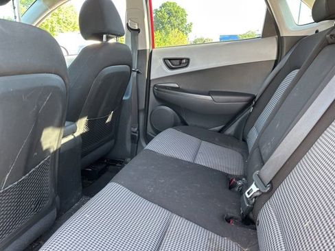 Used 2021 Hyundai Kona SEL Plus FWD image 12
