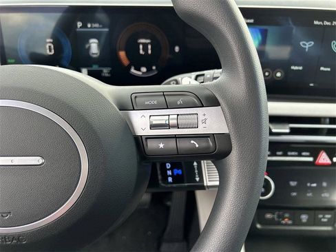 New 2026 Hyundai Tucson Blue SE image 24