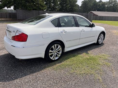 Used 2008 INFINITI M35 w/ Technology Pkg RWD image 3