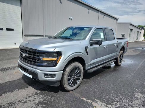 New 2025 Ford F150 XLT w/ Equipment Group 302A MID image 1