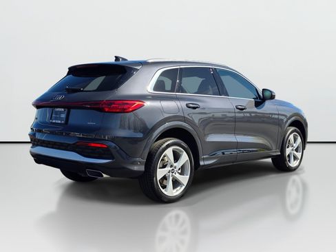 Certified 2025 Audi Q5 Premium Plus w/ Premium Plus AWD/4WD image 5