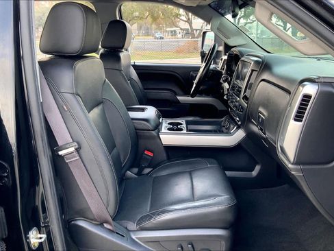Used 2017 Chevrolet Silverado 2500 LTZ w/ Midnight Edition image 8